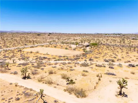 View/Area - 4343 Avalon, Yucca Valley, CA 92284 photo 5 of 7