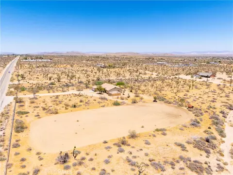 View/Area - 4343 Avalon, Yucca Valley, CA 92284 photo 4 of 7