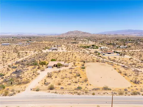 View/Area - 4343 Avalon, Yucca Valley, CA 92284 photo 3 of 7