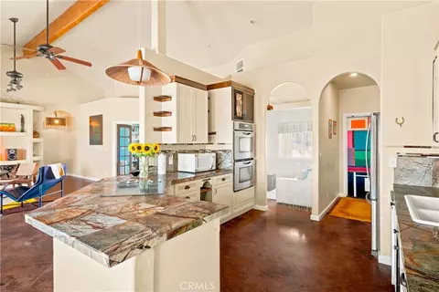 Kitchen - 4343 Avalon, Yucca Valley, CA 92284 photo 2 of 3