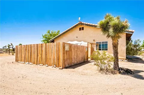 Exterior - 4343 Avalon, Yucca Valley, CA 92284 photo 8 of 12