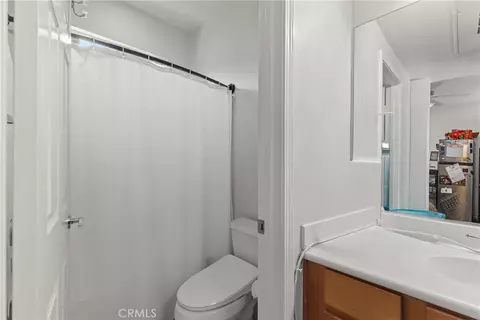 Bath - 49588 Minelli St, Indio, CA 92201 photo 3 of 3