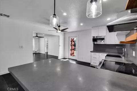 Kitchen - 61381 Alta Mura, Joshua Tree, CA 92252 photo 3 of 3