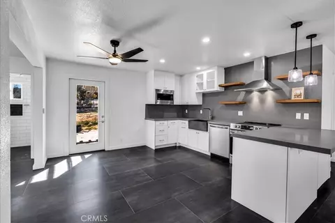 Kitchen - 61381 Alta Mura, Joshua Tree, CA 92252 photo 1 of 3