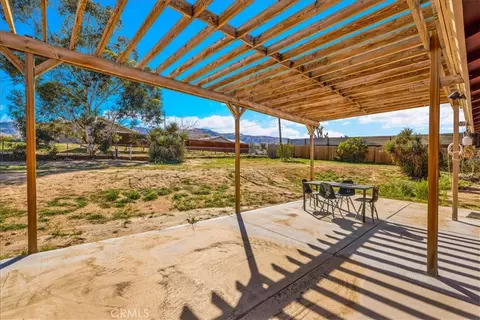 Exterior - 61381 Alta Mura, Joshua Tree, CA 92252 photo 3 of 7