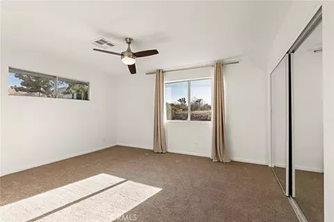 Bedroom - 7453 Olympic Rd, Joshua Tree, CA 92252 photo 6 of 9