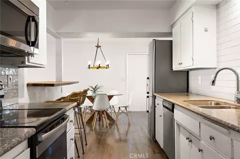 Kitchen - 7453 Olympic Rd, Joshua Tree, CA 92252 photo 2 of 3