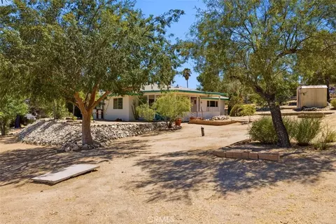 Exterior - 49084 Mojave, Morongo Valley, CA 92256 photo 6 of 9