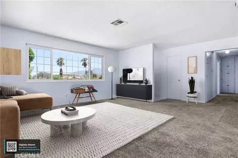 Living - 49084 Mojave, Morongo Valley, CA 92256 photo 2 of 5