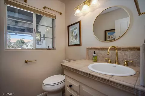 Bath - 7475 San Remo Trl, Yucca Valley, CA 92284 photo 1 of 3