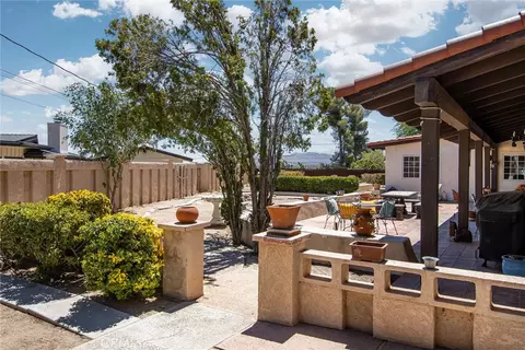 Exterior - 7475 San Remo Trl, Yucca Valley, CA 92284 photo 7 of 13