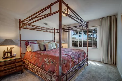 Bedroom - 7475 San Remo Trl, Yucca Valley, CA 92284 photo 2 of 2