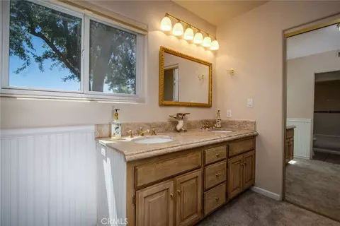 Bath - 7475 San Remo Trl, Yucca Valley, CA 92284 photo 3 of 3