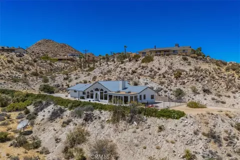 Exterior - 6177 Mandarin Rd, Yucca Valley, CA 92284 photo 2 of 14