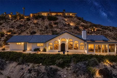 Exterior - 6177 Mandarin Rd, Yucca Valley, CA 92284 photo 1 of 18
