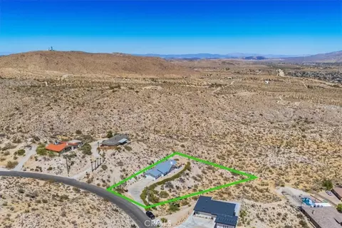 View/Area - 6177 Mandarin Rd, Yucca Valley, CA 92284 photo 3 of 9