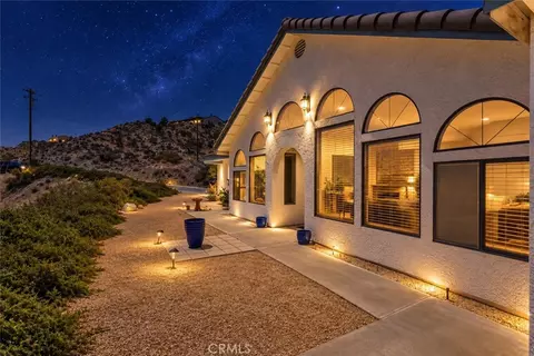 Exterior - 6177 Mandarin Rd, Yucca Valley, CA 92284 photo 2 of 18