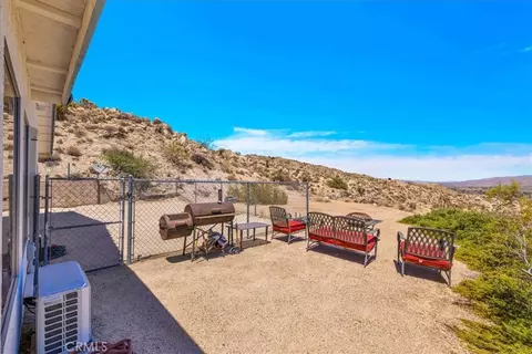 Exterior - 6177 Mandarin Rd, Yucca Valley, CA 92284 photo 6 of 14