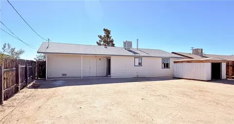 Exterior - 5533 Encelia Dr, Twentynine Palms, CA 92277 photo 3 of 5