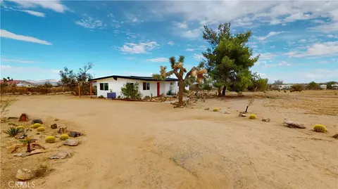 Exterior - 1271 Dakota, Landers, CA 92285 photo 3 of 16