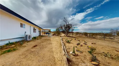 Exterior - 1271 Dakota, Landers, CA 92285 photo 15 of 16