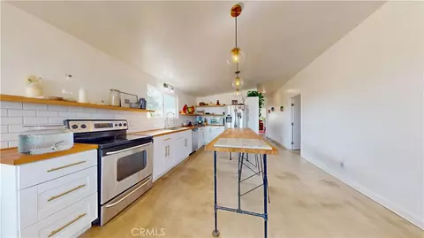 Kitchen - 1271 Dakota, Landers, CA 92285 photo 3 of 3