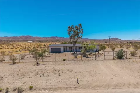2670 N Sage Ave, Landers, CA 92285 photo 3