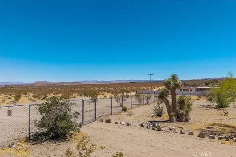 2670 N Sage Ave, Landers, CA 92285 photo 49