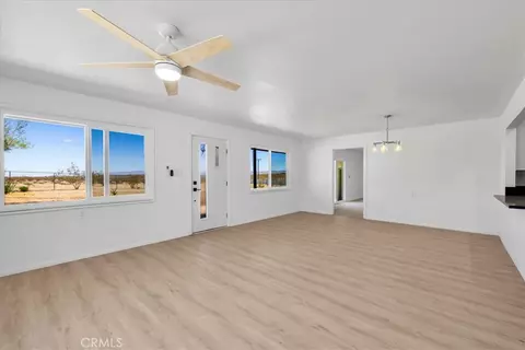 Living - 2670 N Sage Ave, Landers, CA 92285 photo 5 of 8