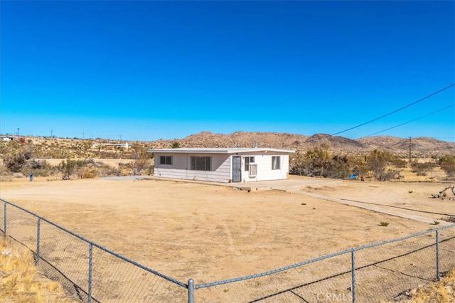 59200 Barron Dr, Yucca Valley, CA 92284