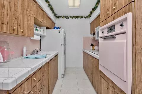 Kitchen - 2028 Cortez, Needles, CA 92363 photo 2 of 4