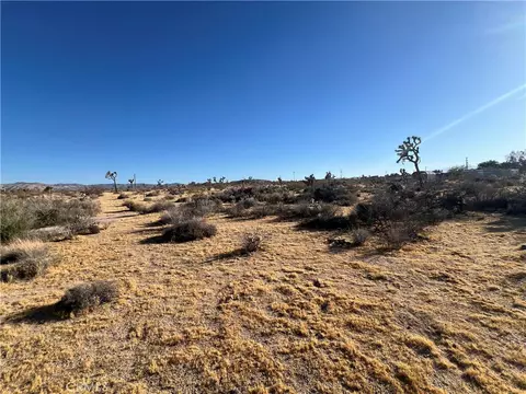 0 Warren Vista Ave, Yucca Valley, CA 92284