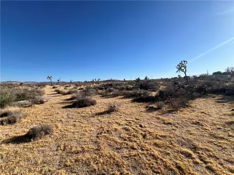 0 Warren Vista Ave, Yucca Valley, CA 92284
