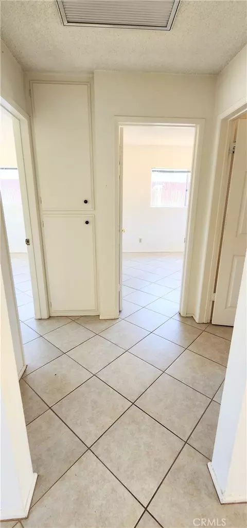 Entry Way - 56159 Taos Trl, Yucca Valley, CA 92284 photo 2 of 4