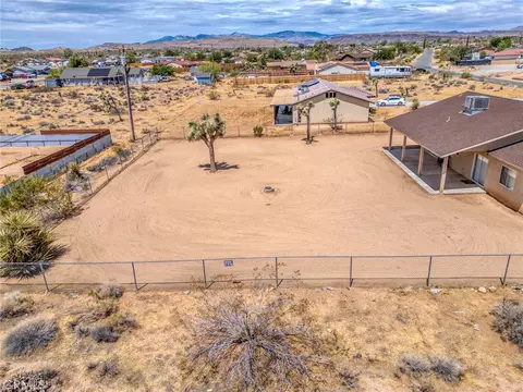 View/Area - 58333 Campanula St, Yucca Valley, CA 92284 photo 12 of 13