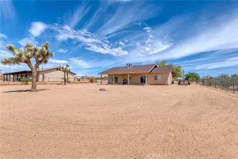 Exterior - 58333 Campanula St, Yucca Valley, CA 92284 photo 4 of 6