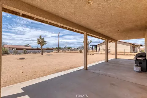 Exterior - 58333 Campanula St, Yucca Valley, CA 92284 photo 6 of 6