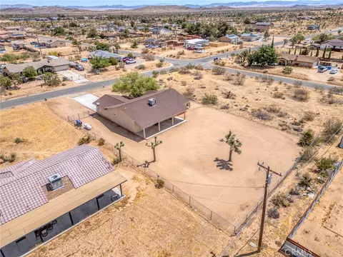 View/Area - 58333 Campanula St, Yucca Valley, CA 92284 photo 10 of 13