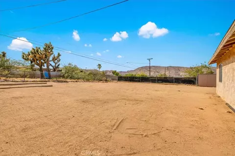 Exterior - 7590 Cibola Trl, Yucca Valley, CA 92284 photo 9 of 9