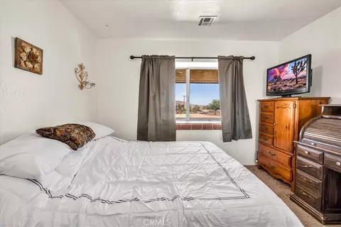 Bedroom - 58353 Arcadia, Yucca Valley, CA 92284 photo 6 of 7