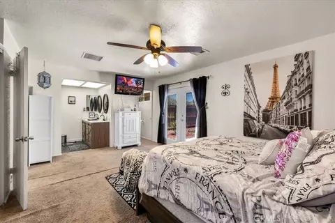Bedroom - 58353 Arcadia, Yucca Valley, CA 92284 photo 3 of 7