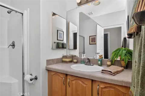 Bath - 1145 Marina Dr, Needles, CA 92363 photo 1 of 9