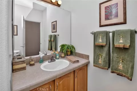 Bath - 1145 Marina Dr, Needles, CA 92363 photo 3 of 9