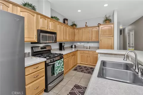 Kitchen - 1145 Marina Dr, Needles, CA 92363 photo 5 of 9