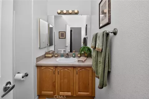Bath - 1145 Marina Dr, Needles, CA 92363 photo 4 of 9