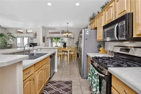 Kitchen - 1145 Marina Dr, Needles, CA 92363 photo 3 of 9