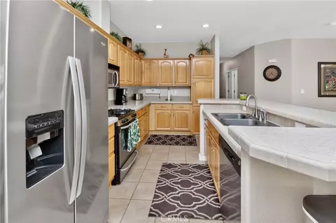 Kitchen - 1145 Marina Dr, Needles, CA 92363 photo 6 of 9