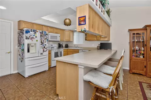 Kitchen - 2228 Paseo Del Rey, Needles, CA 92363 photo 6 of 9