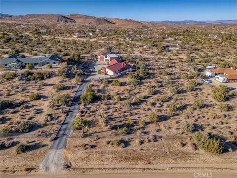 View/Area - 56630 Bear Ct, Yucca Valley, CA 92284 photo 11 of 14