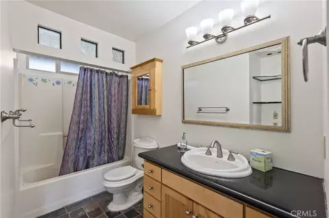 Bath - 56630 Bear Ct, Yucca Valley, CA 92284 photo 1 of 4